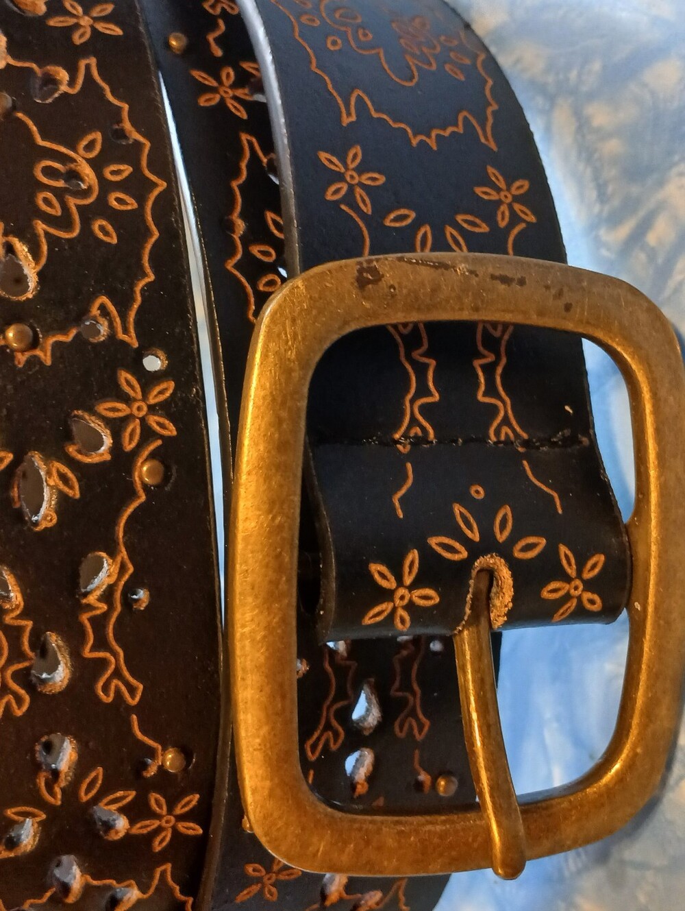Black Floral-Embossed Belt with Brass Coloured Buckle XL